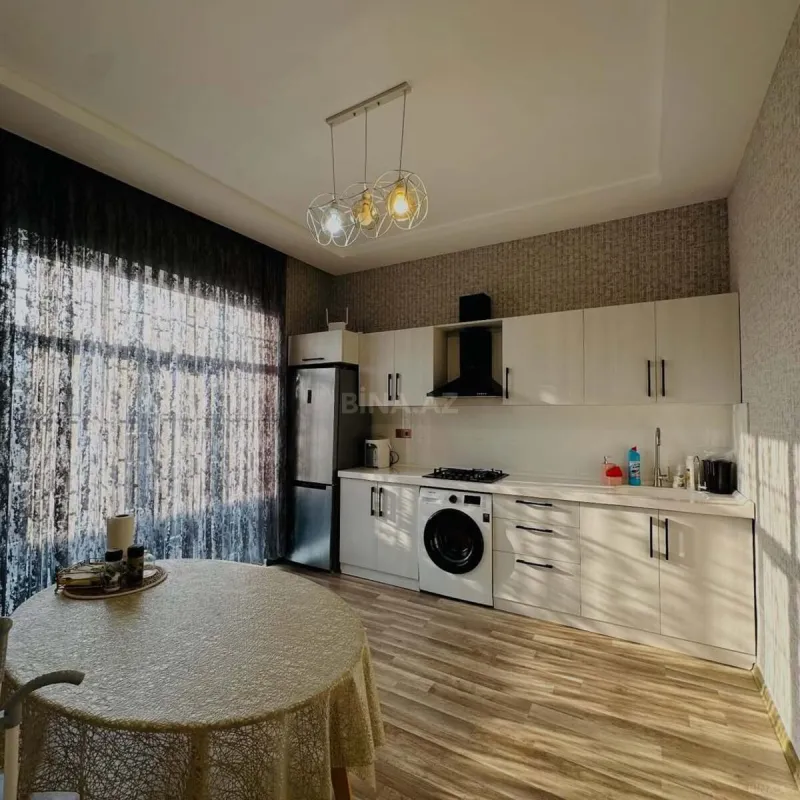 Satılır 4 otaqlı həyət evi 140 m²