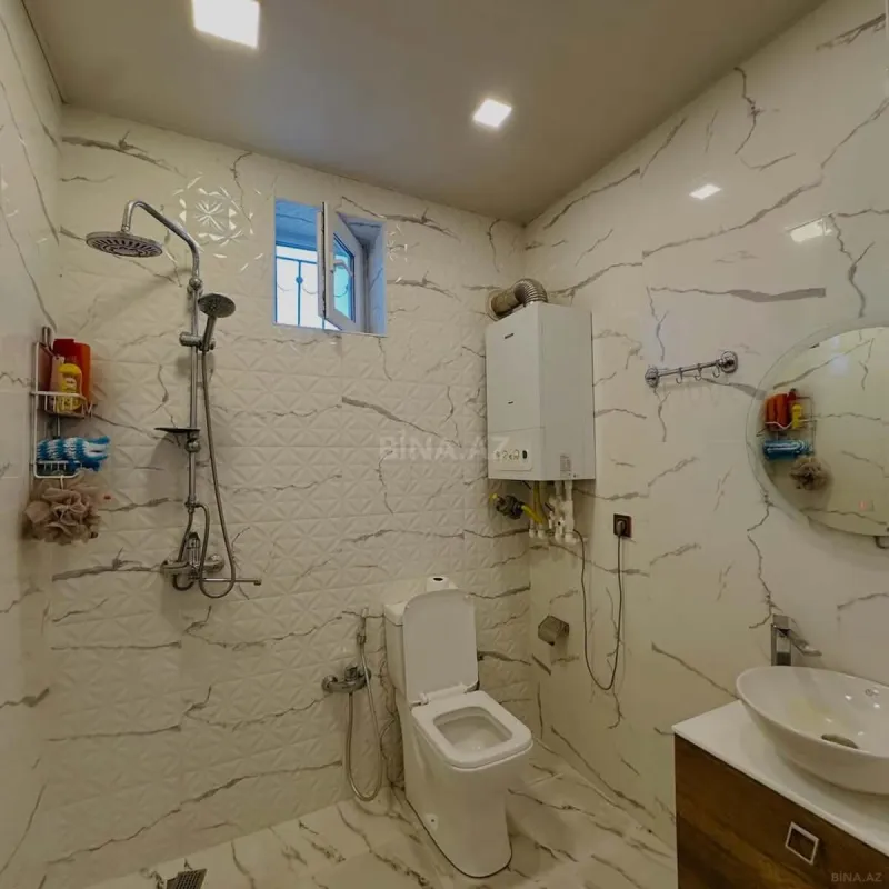 Satılır 4 otaqlı həyət evi 140 m²