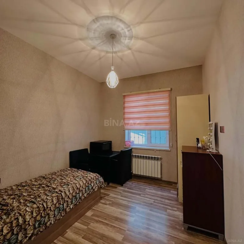 Satılır 4 otaqlı həyət evi 140 m²