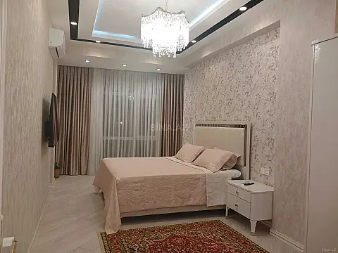 Satılır 3 otaqlı mənzil 146 m²