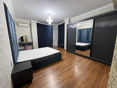 Satılır 2 otaqlı mənzil 95 m²