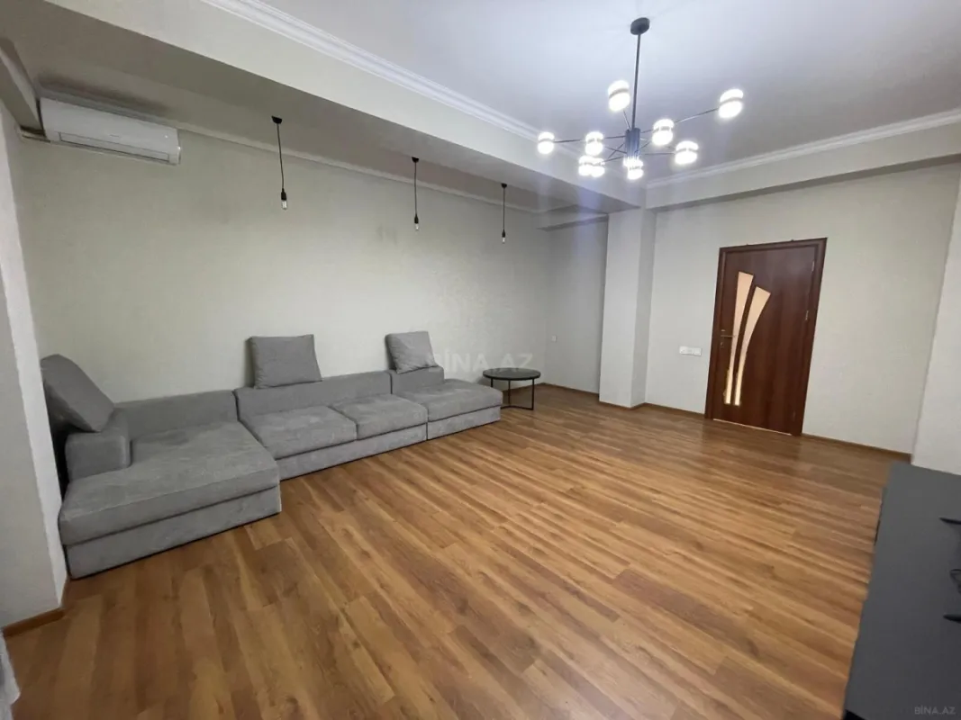 Satılır 2 otaqlı mənzil 95 m²