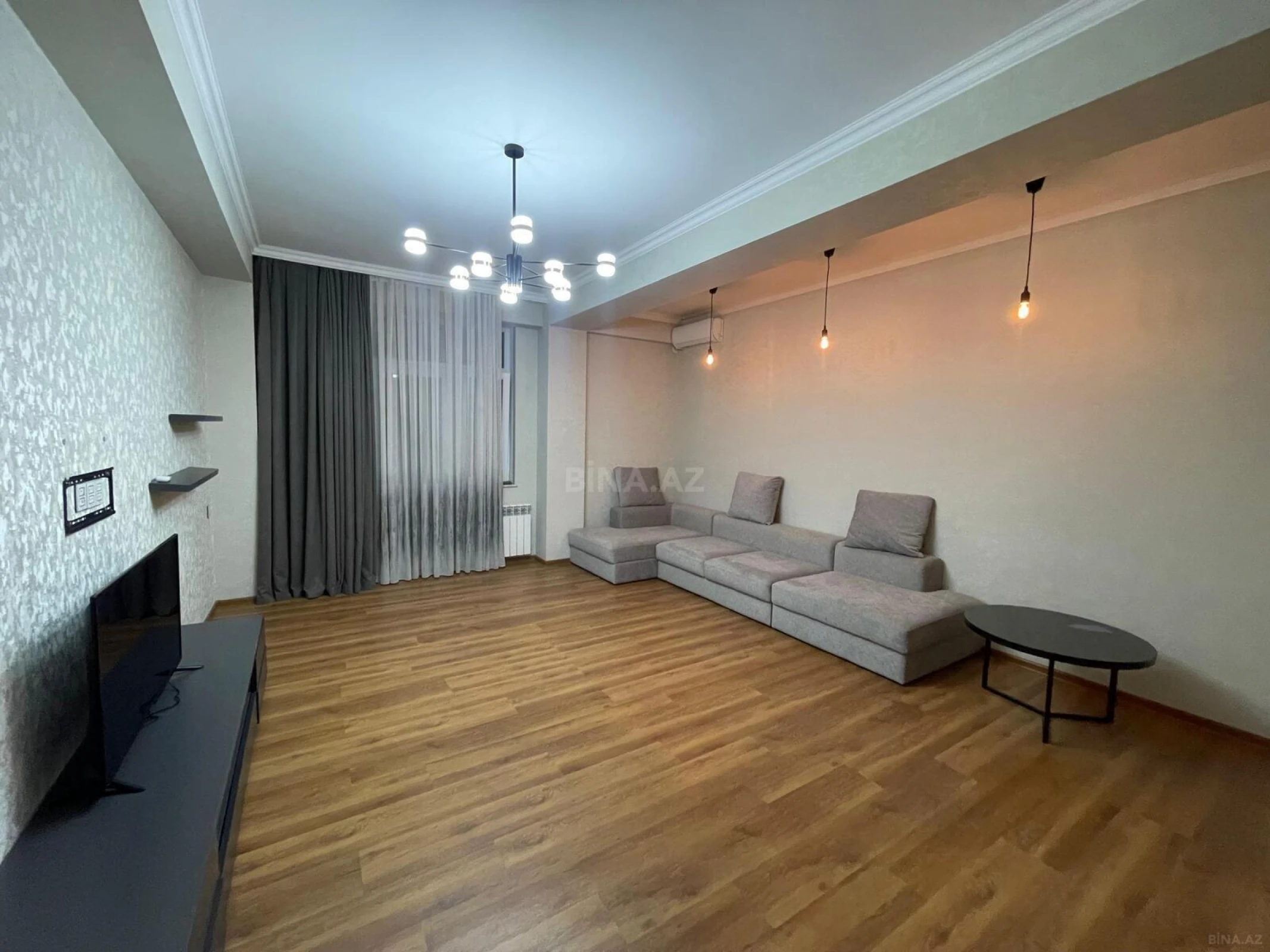 Satılır 2 otaqlı mənzil 95 m²