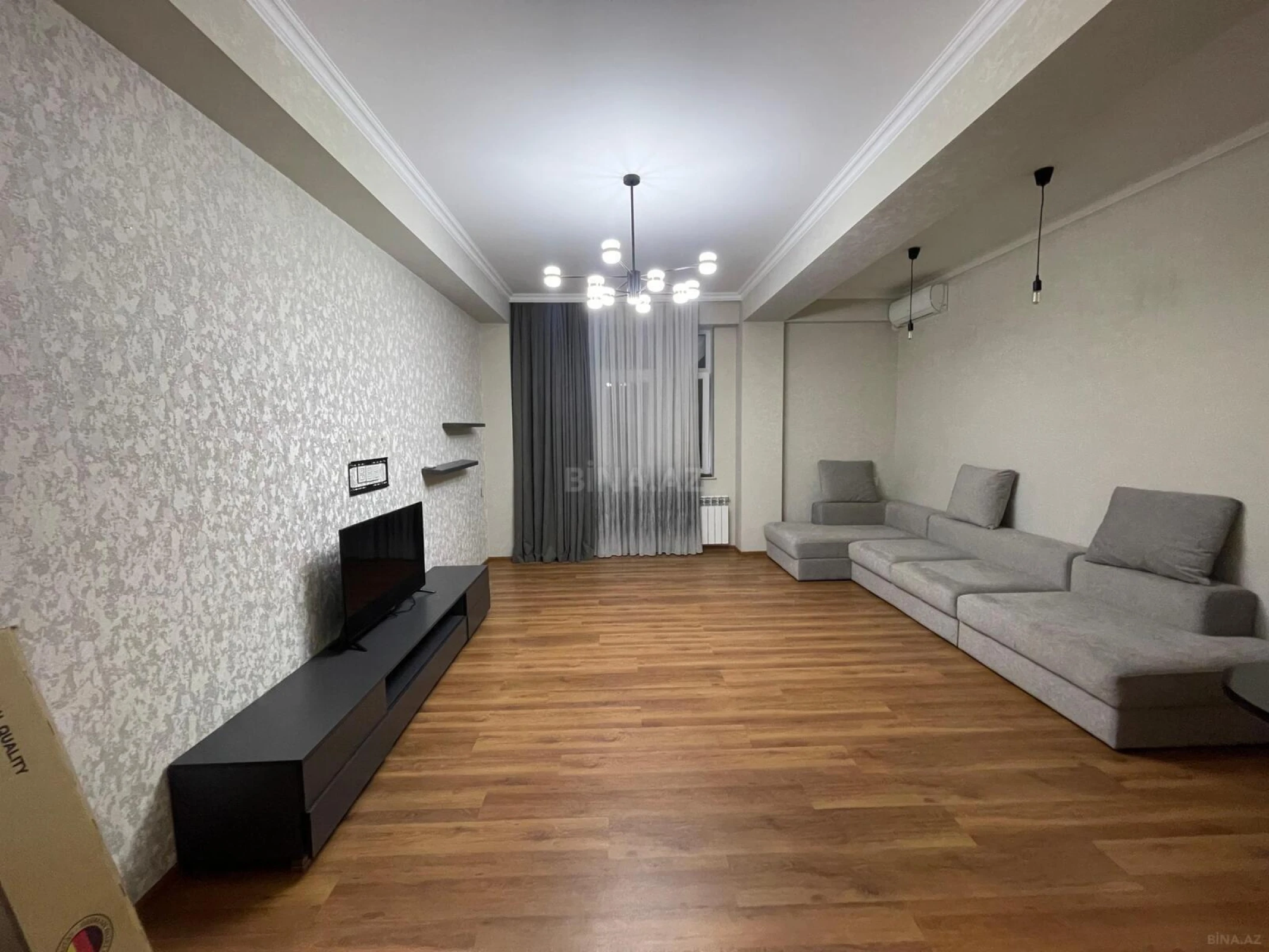 Satılır 2 otaqlı mənzil 95 m²