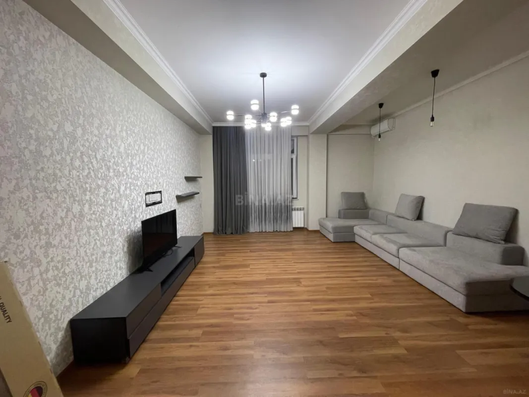 Satılır 2 otaqlı mənzil 95 m²