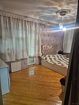 Satılır 4 otaqlı mənzil 110 m²