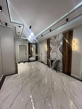 Satılır 3 otaqlı mənzil 138 m²