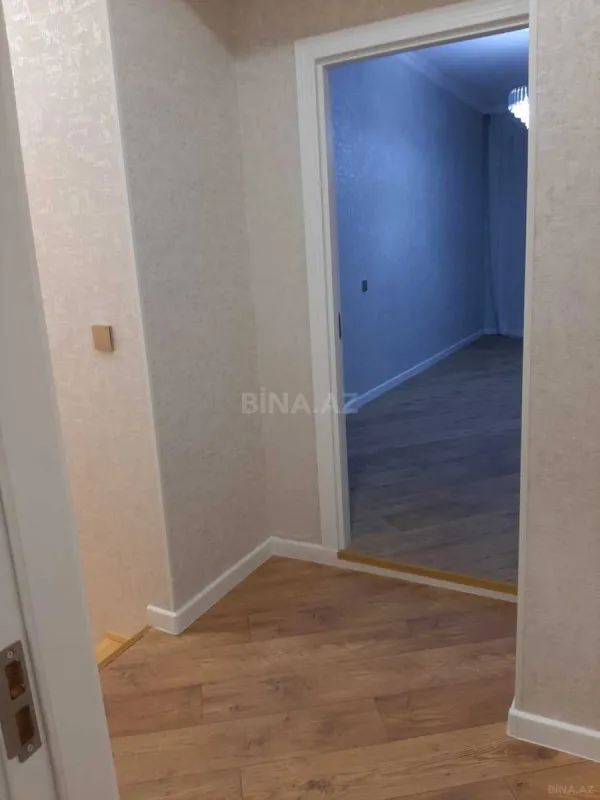 Satılır 4 otaqlı mənzil 155 m²