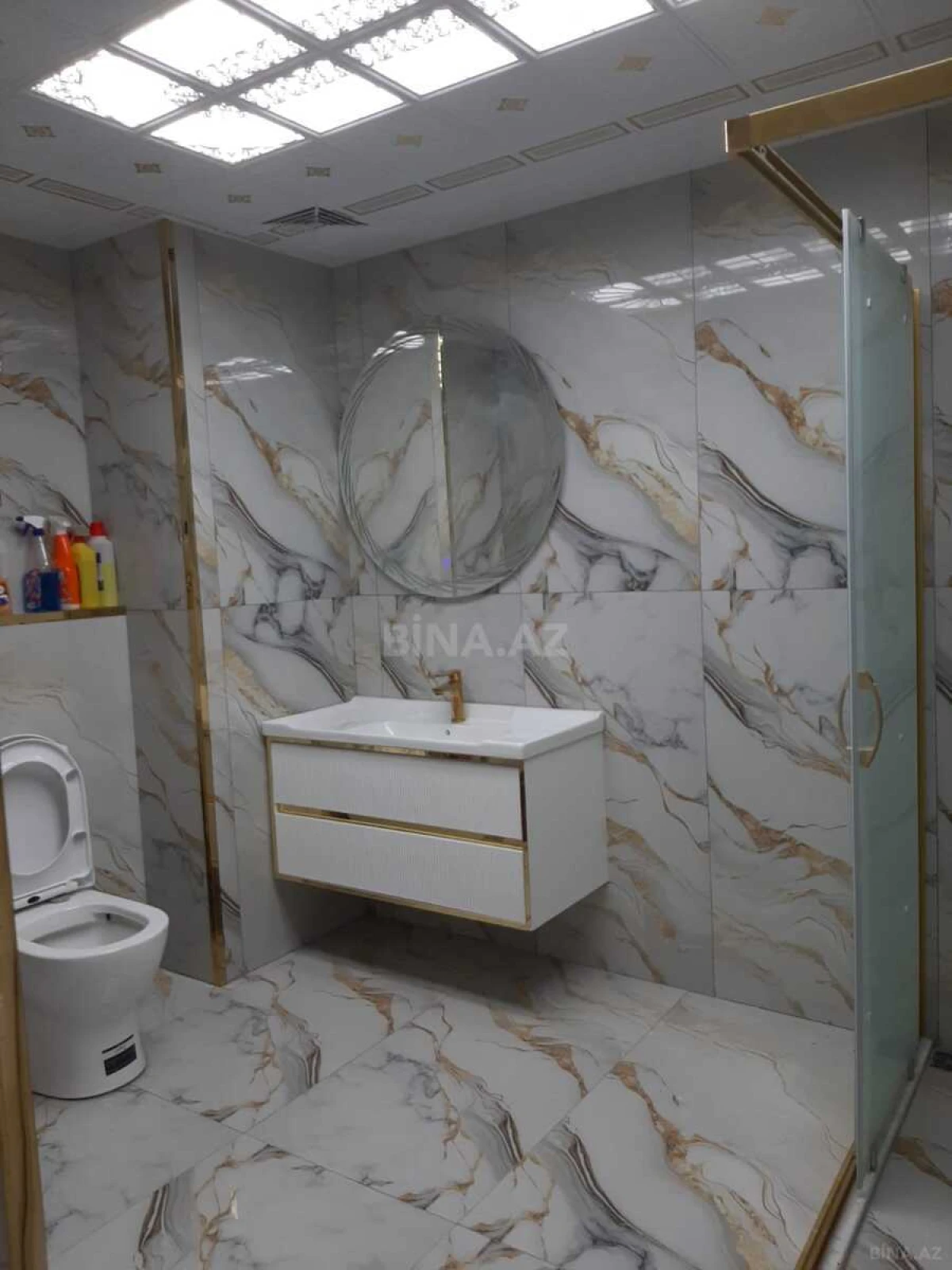 Satılır 4 otaqlı mənzil 155 m²