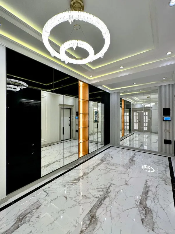 Kirayə verilir 3 otaqlı mənzil 130 m²