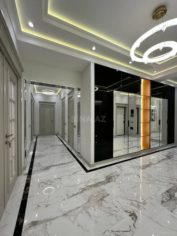 Kirayə verilir 3 otaqlı mənzil 130 m²