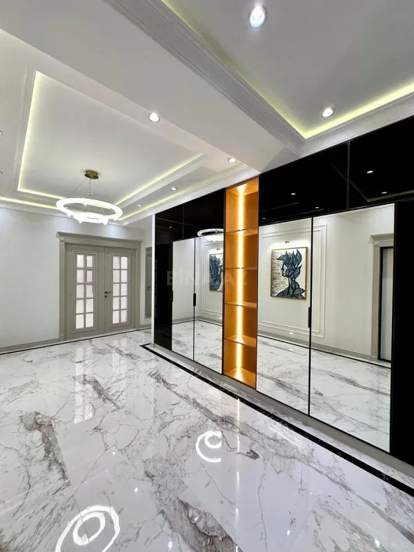 Kirayə verilir 3 otaqlı mənzil 130 m²
