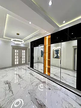 Kirayə verilir 3 otaqlı mənzil 130 m²