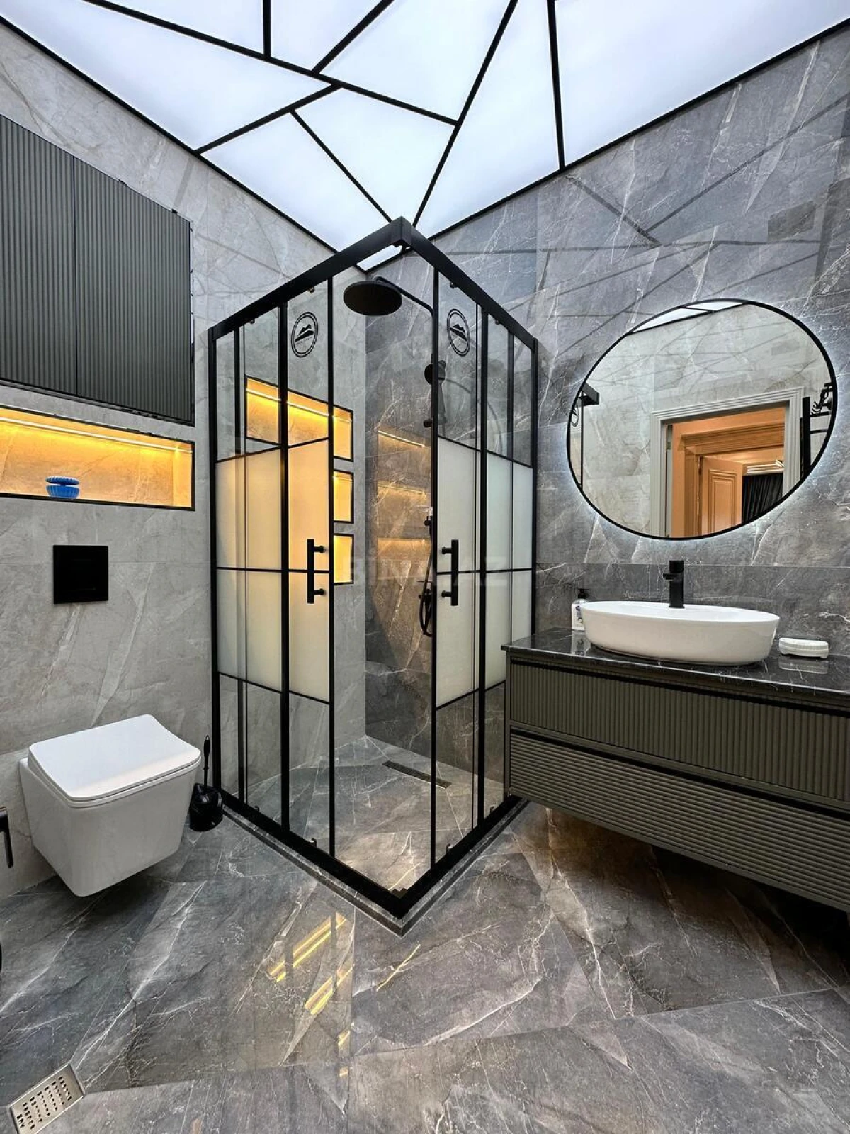 Kirayə verilir 3 otaqlı mənzil 130 m²