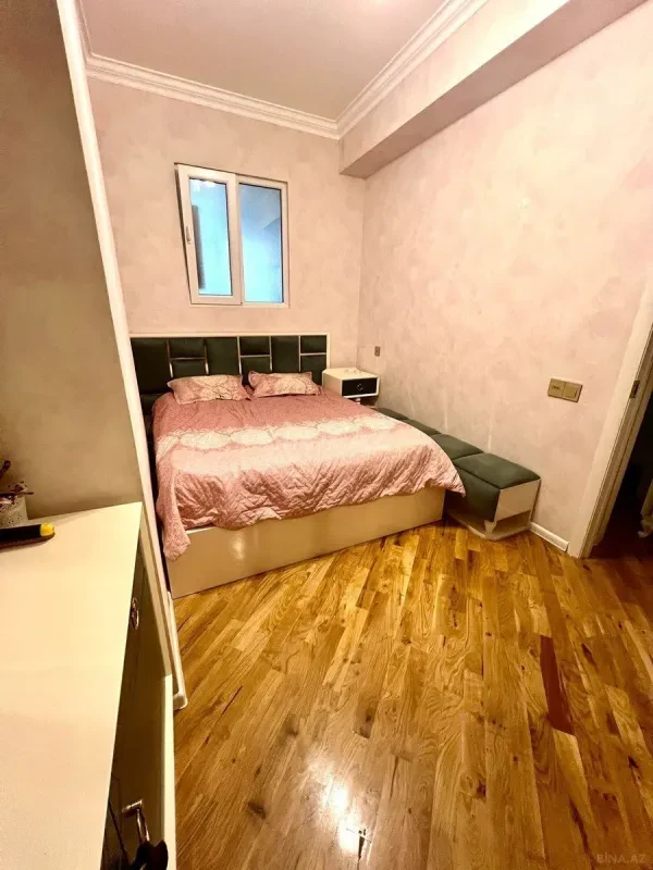 Kirayə verilir 2 otaqlı mənzil 55 m²