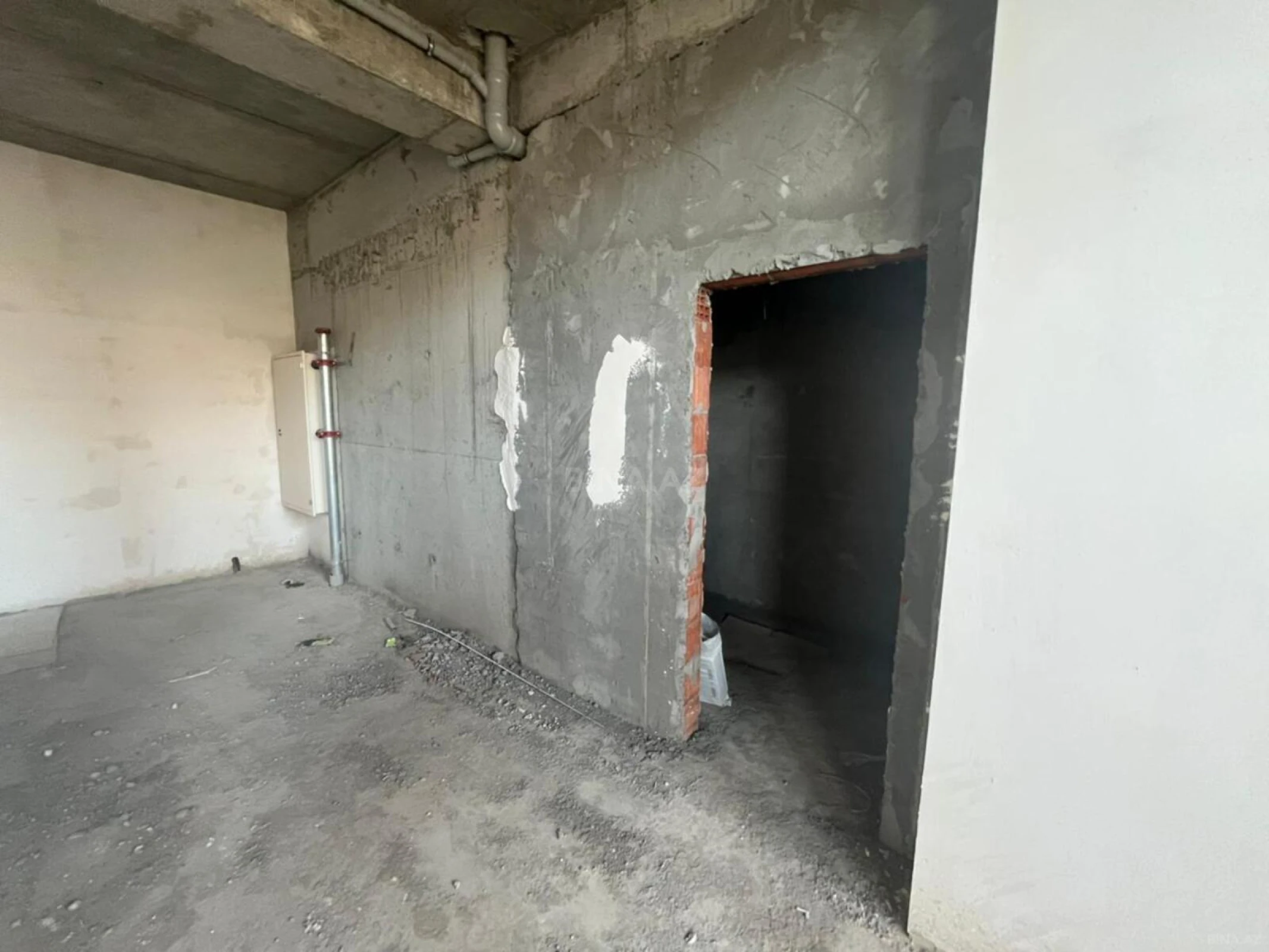 Kirayə verilir obyekt 630 m²