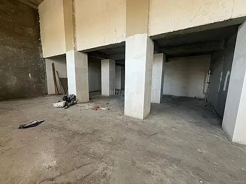 Kirayə verilir obyekt 630 m²