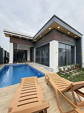 Satılır 4 otaqlı həyət evi 150 m²