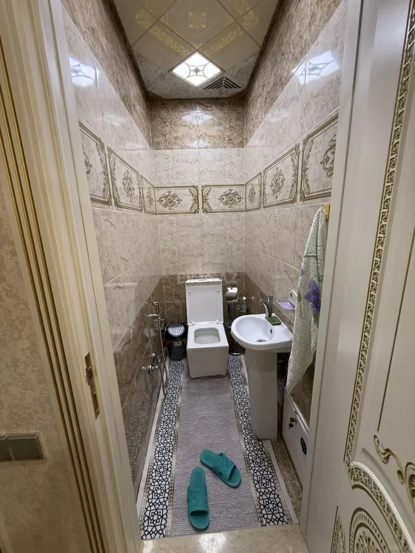 Satılır 3 otaqlı mənzil 141 m²
