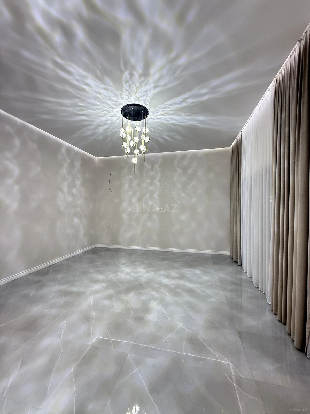 Satılır 3 otaqlı həyət evi 160 m²