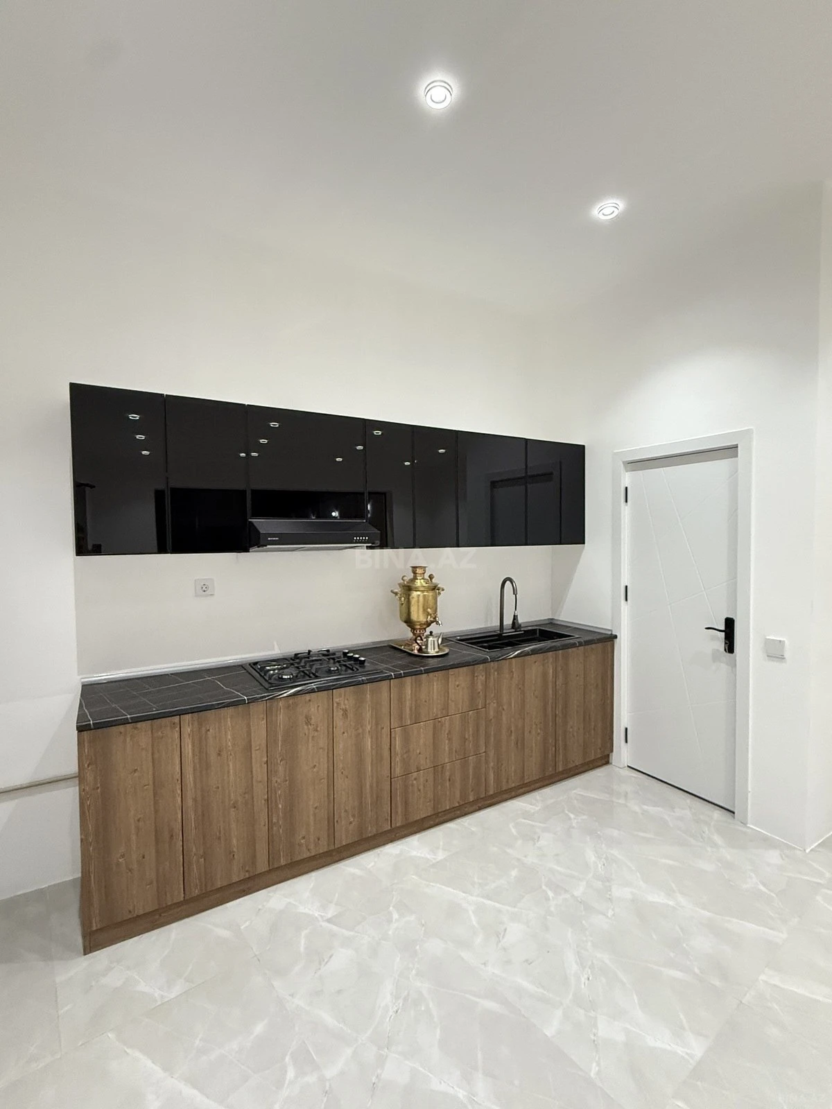 Satılır 3 otaqlı həyət evi 160 m²