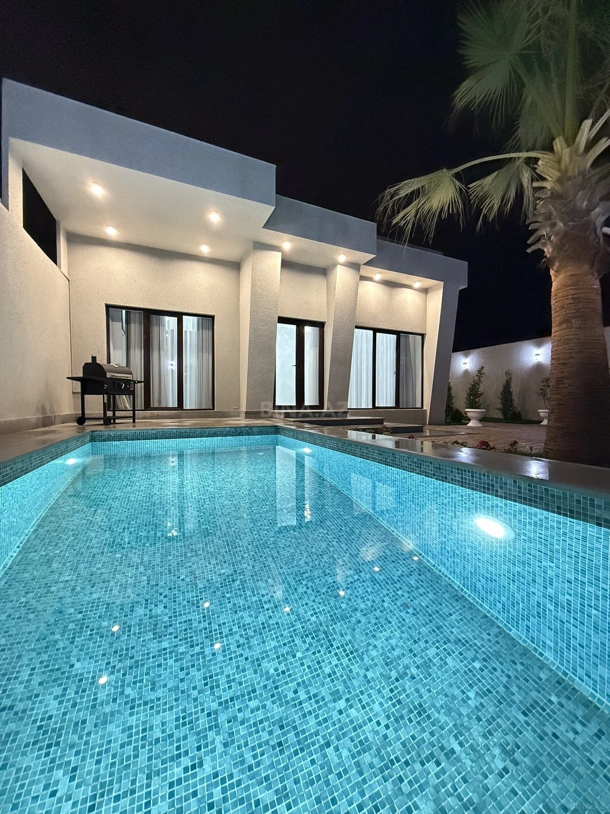 Satılır 3 otaqlı həyət evi 160 m²