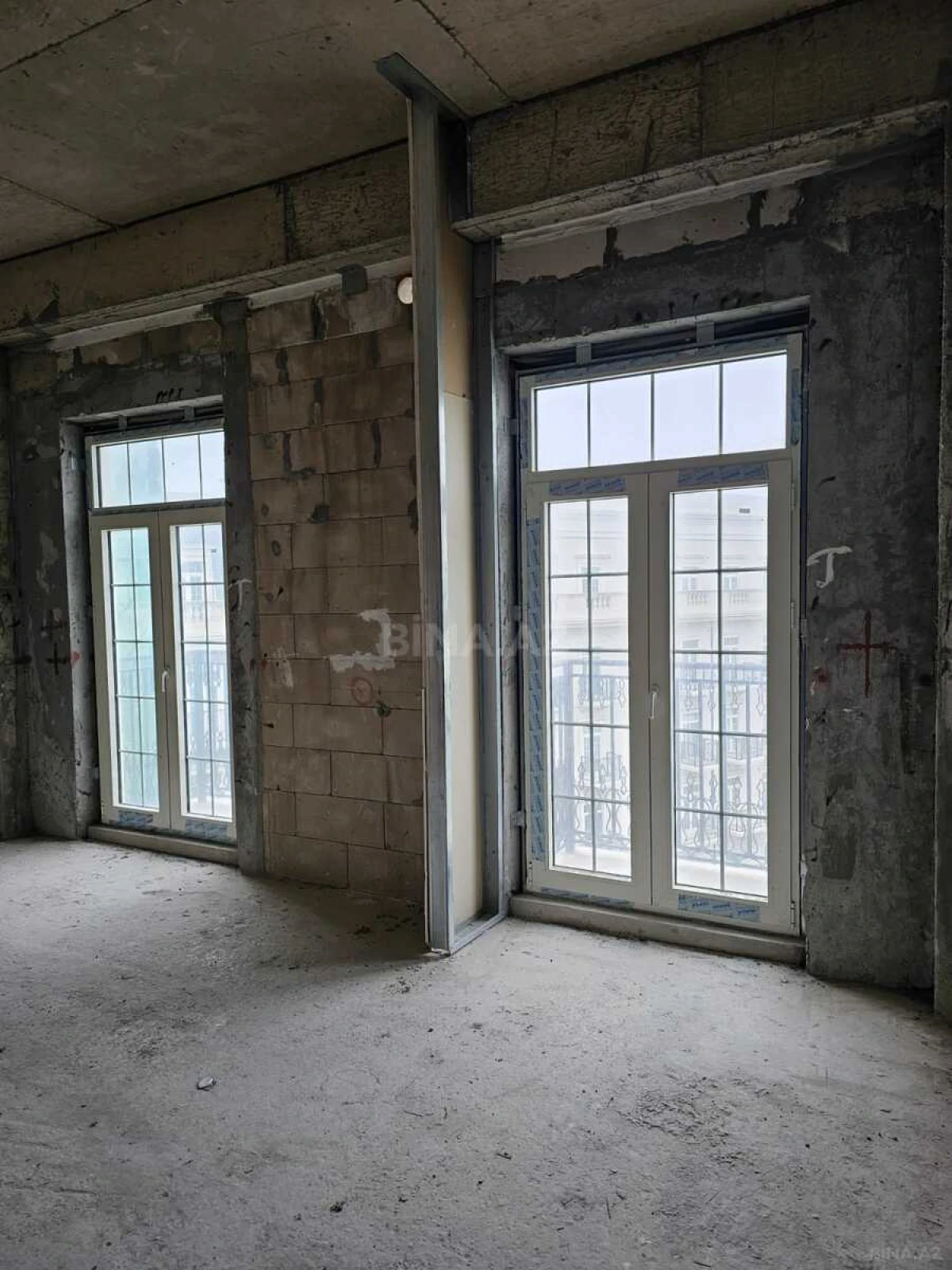 Satılır 2 otaqlı mənzil 65.7 m²