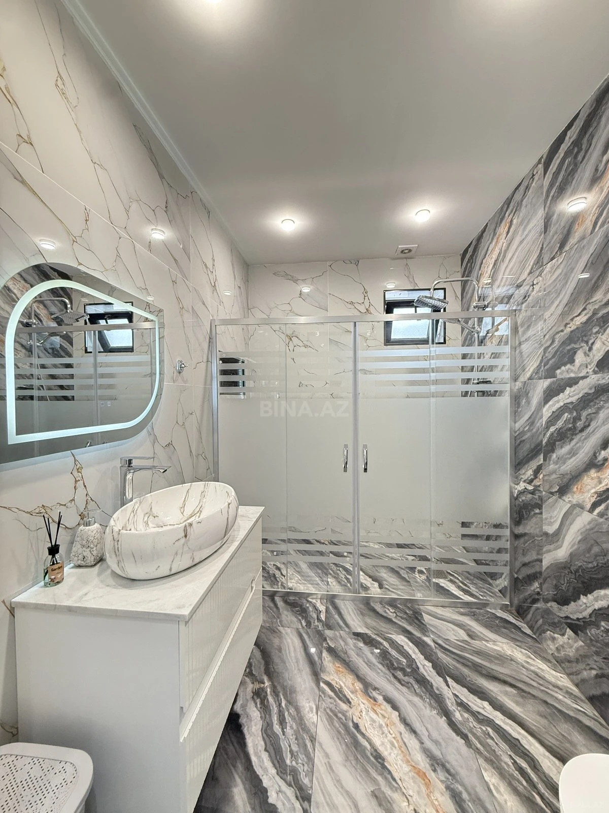 Satılır 4 otaqlı həyət evi 150 m²