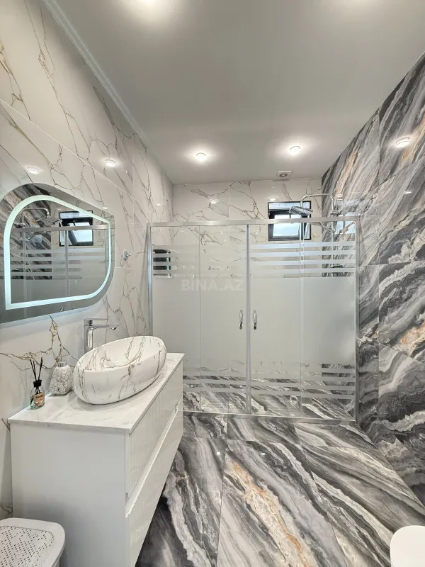 Satılır 4 otaqlı həyət evi 150 m²