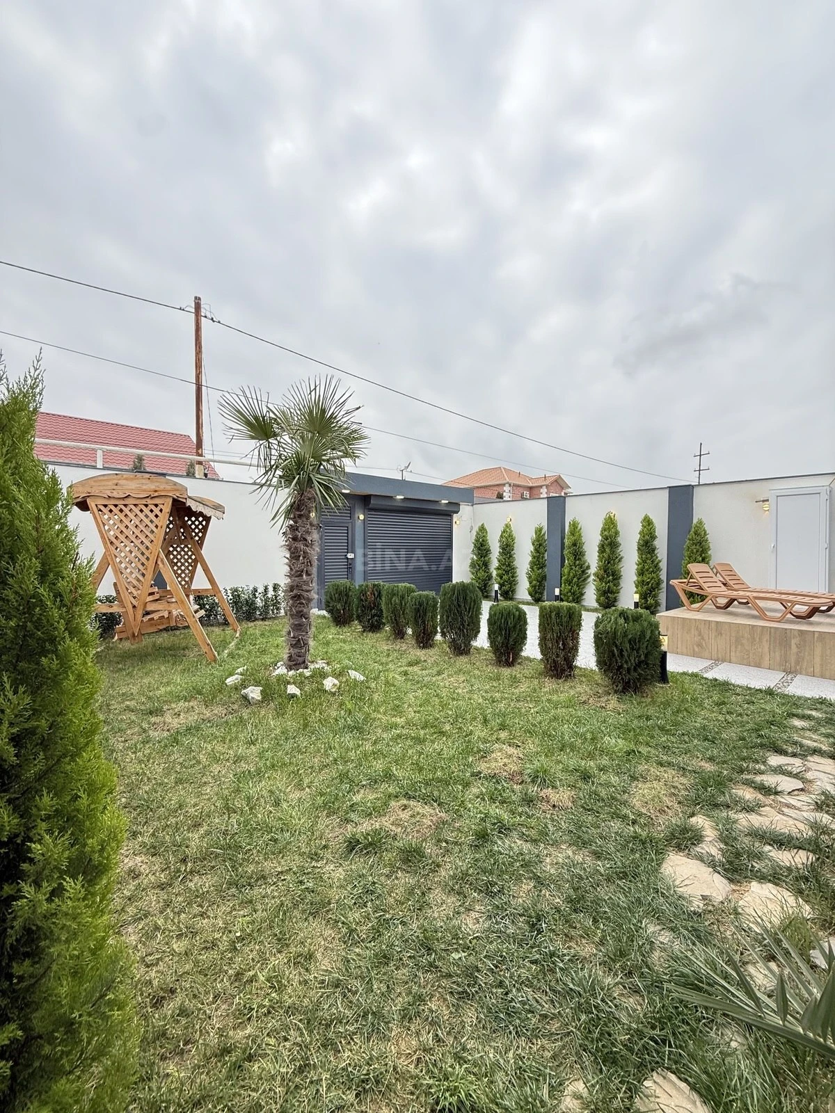 Satılır 4 otaqlı həyət evi 150 m²