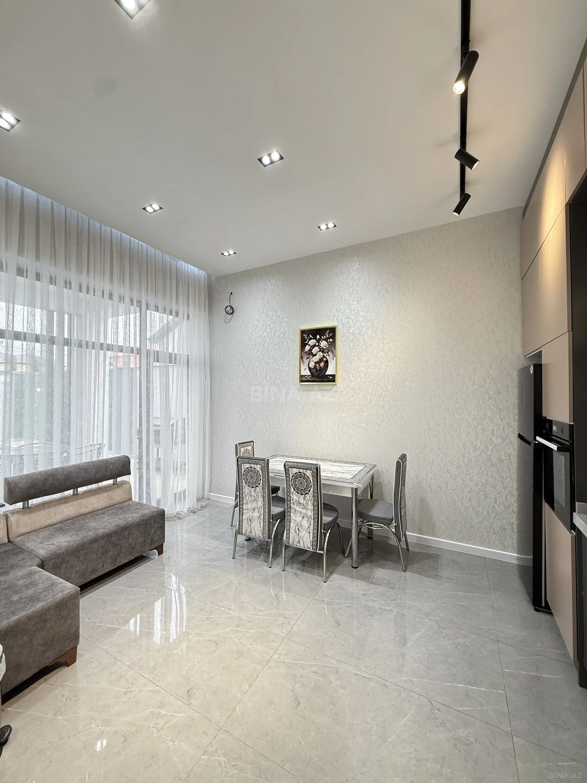 Satılır 4 otaqlı həyət evi 150 m²