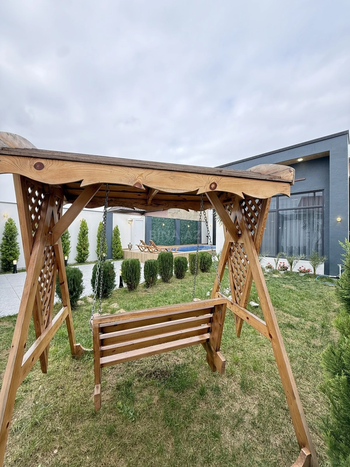 Satılır 4 otaqlı həyət evi 150 m²