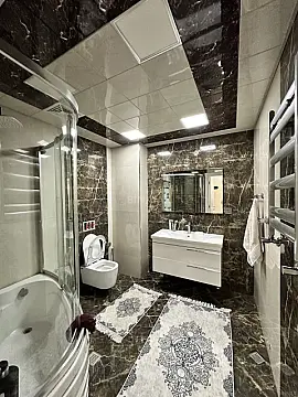 Satılır 3 otaqlı mənzil 130 m²