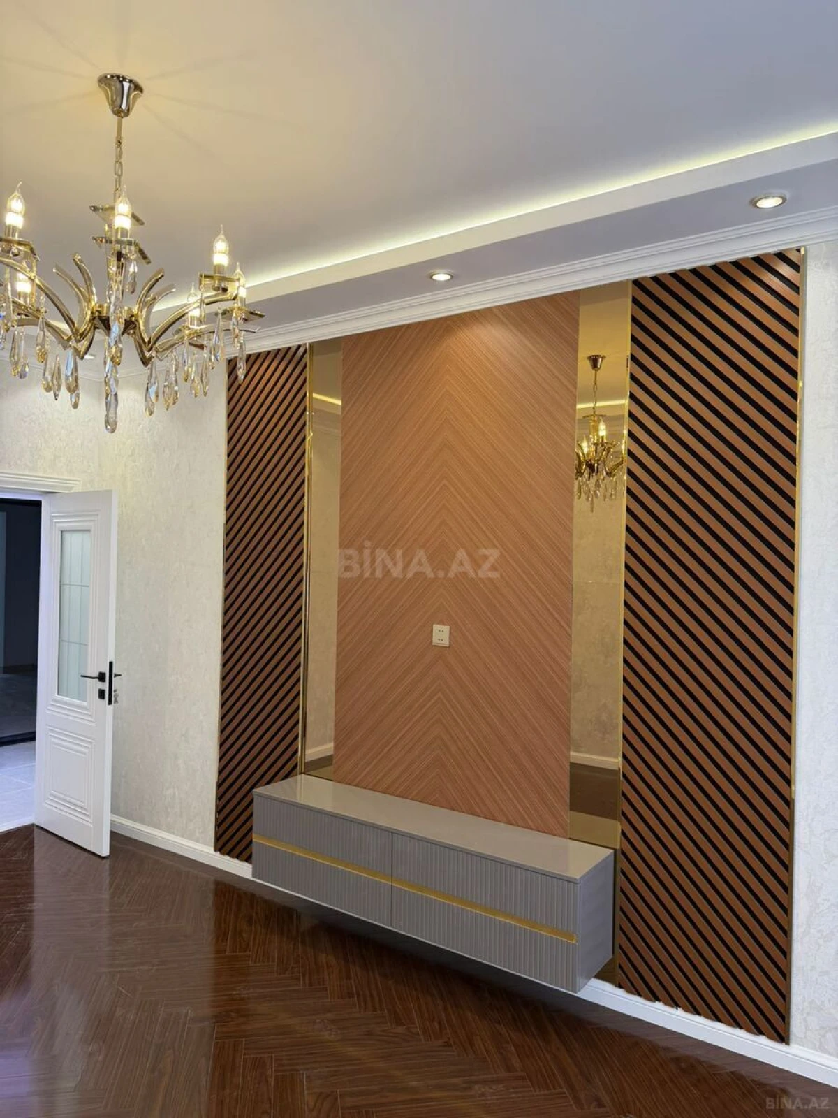 Satılır 2 otaqlı mənzil 55 m²