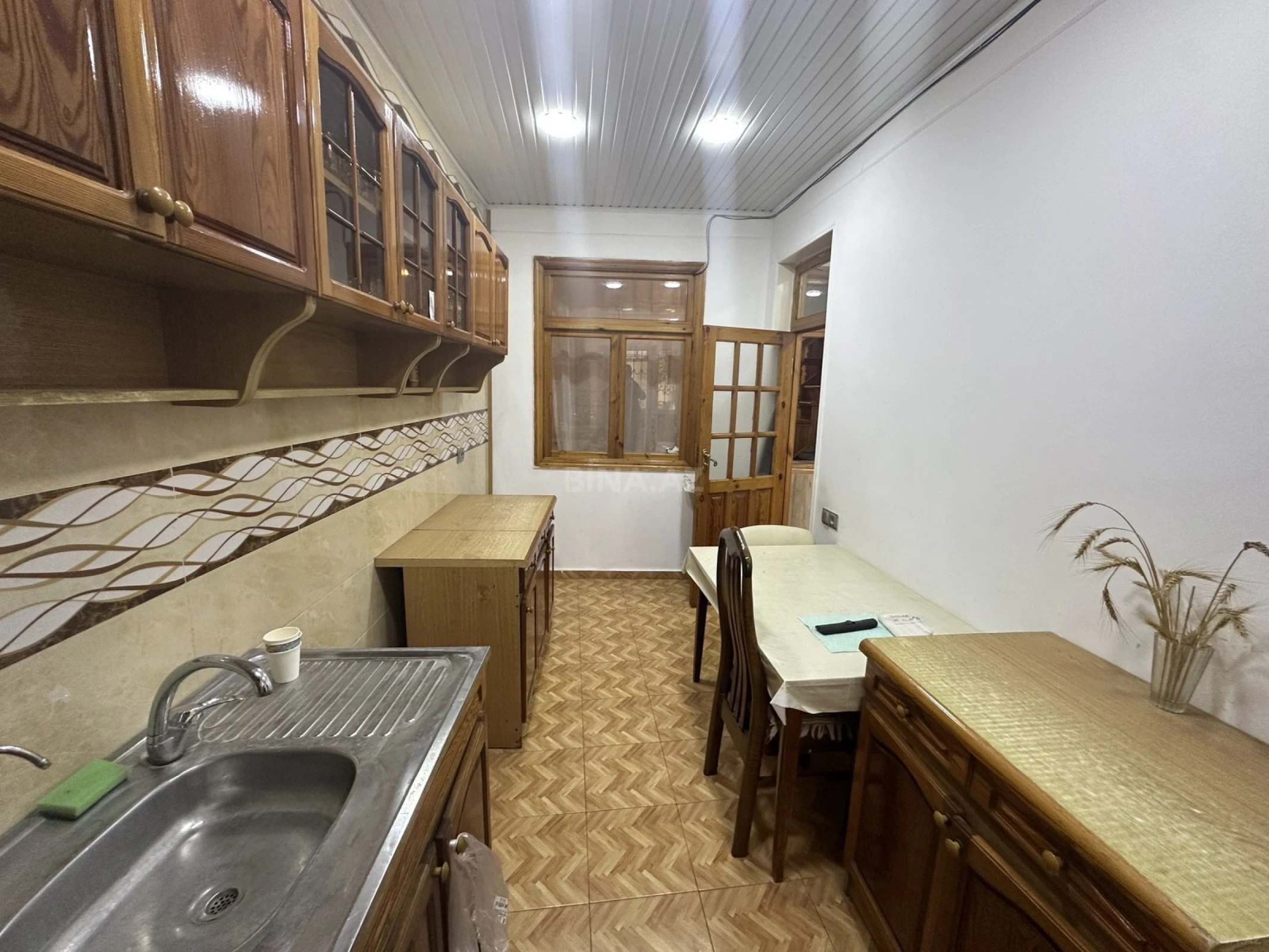 Satılır 6 otaqlı həyət evi 239 m²