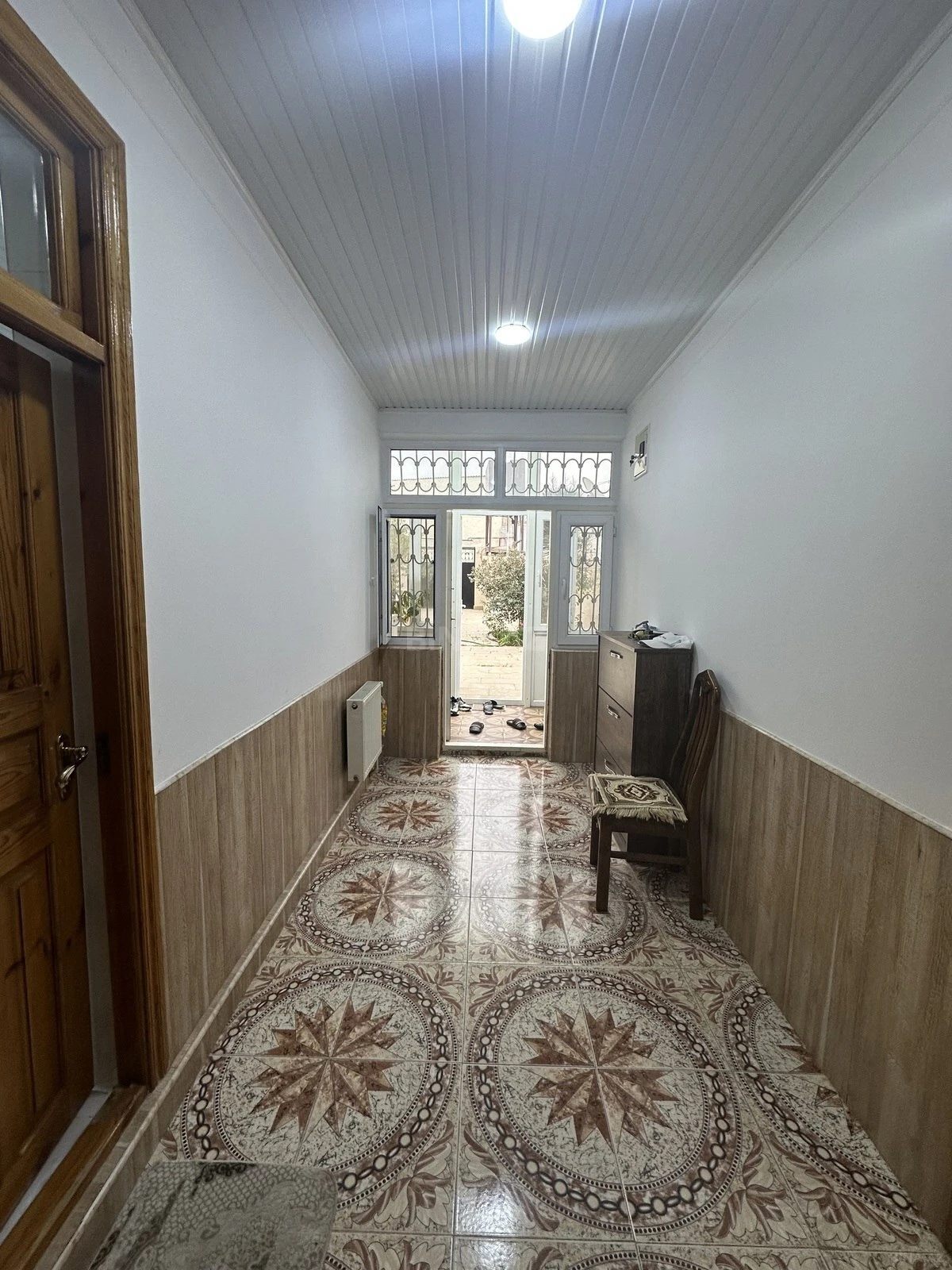 Satılır 6 otaqlı həyət evi 239 m²