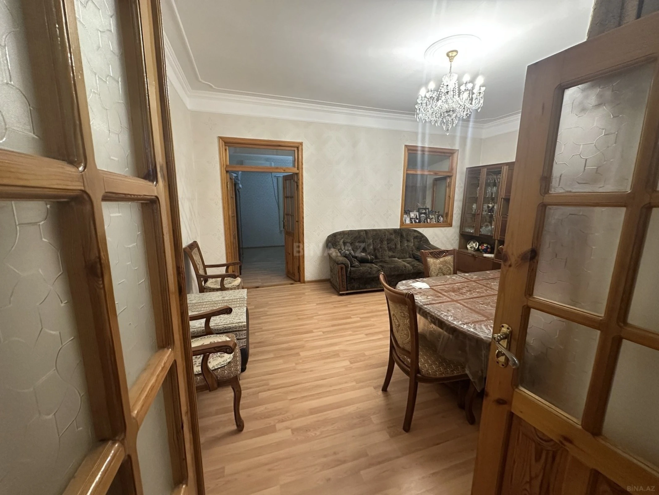 Satılır 6 otaqlı həyət evi 239 m²