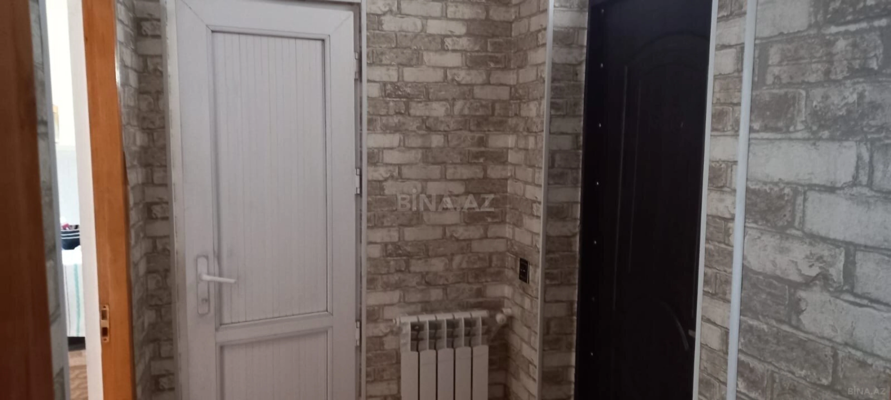 Satılır 5 otaqlı həyət evi 140 m²