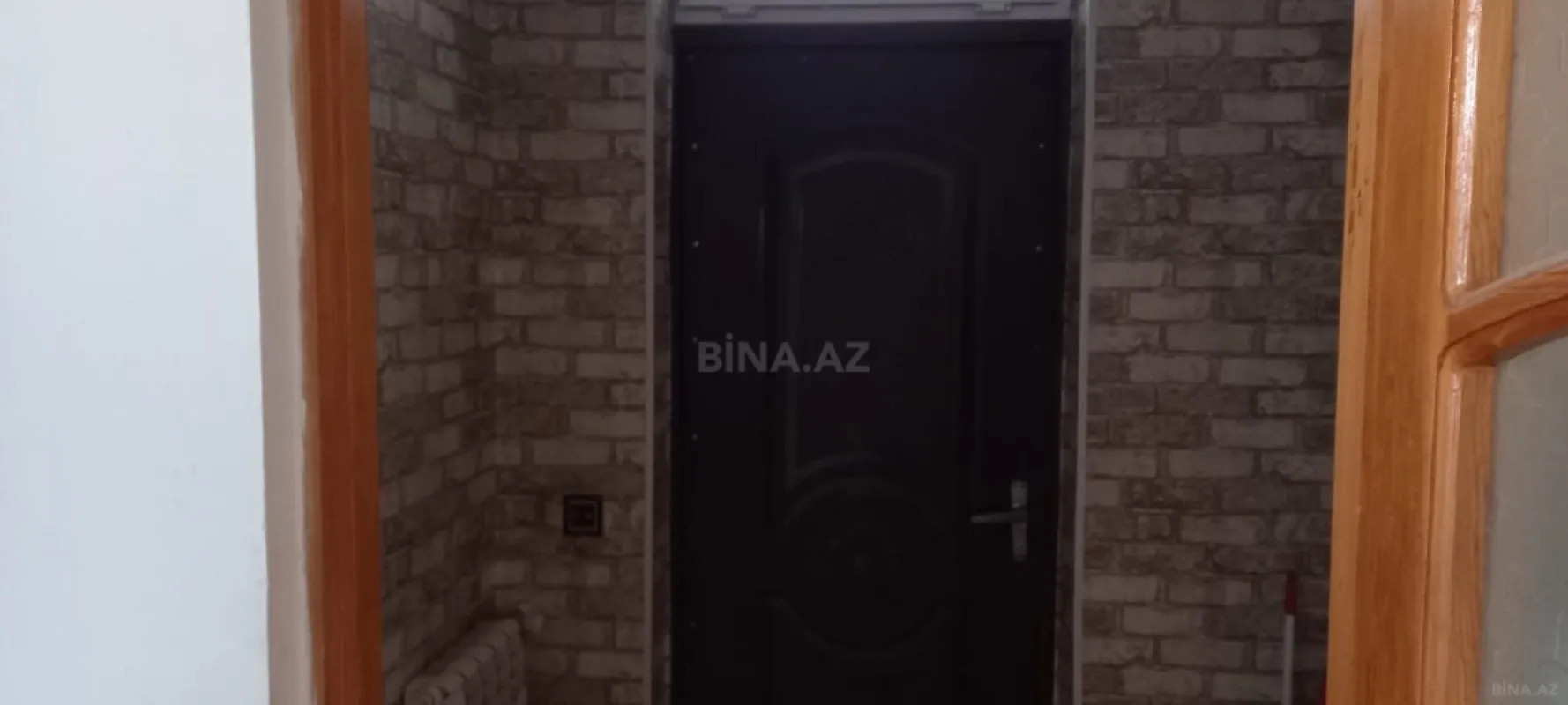 Satılır 5 otaqlı həyət evi 140 m²