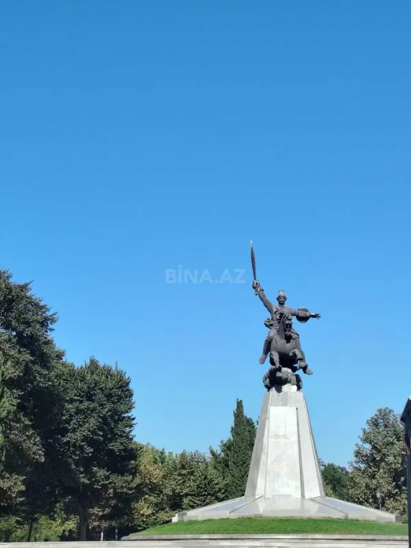 Satılır 2 otaqlı mənzil 72 m²