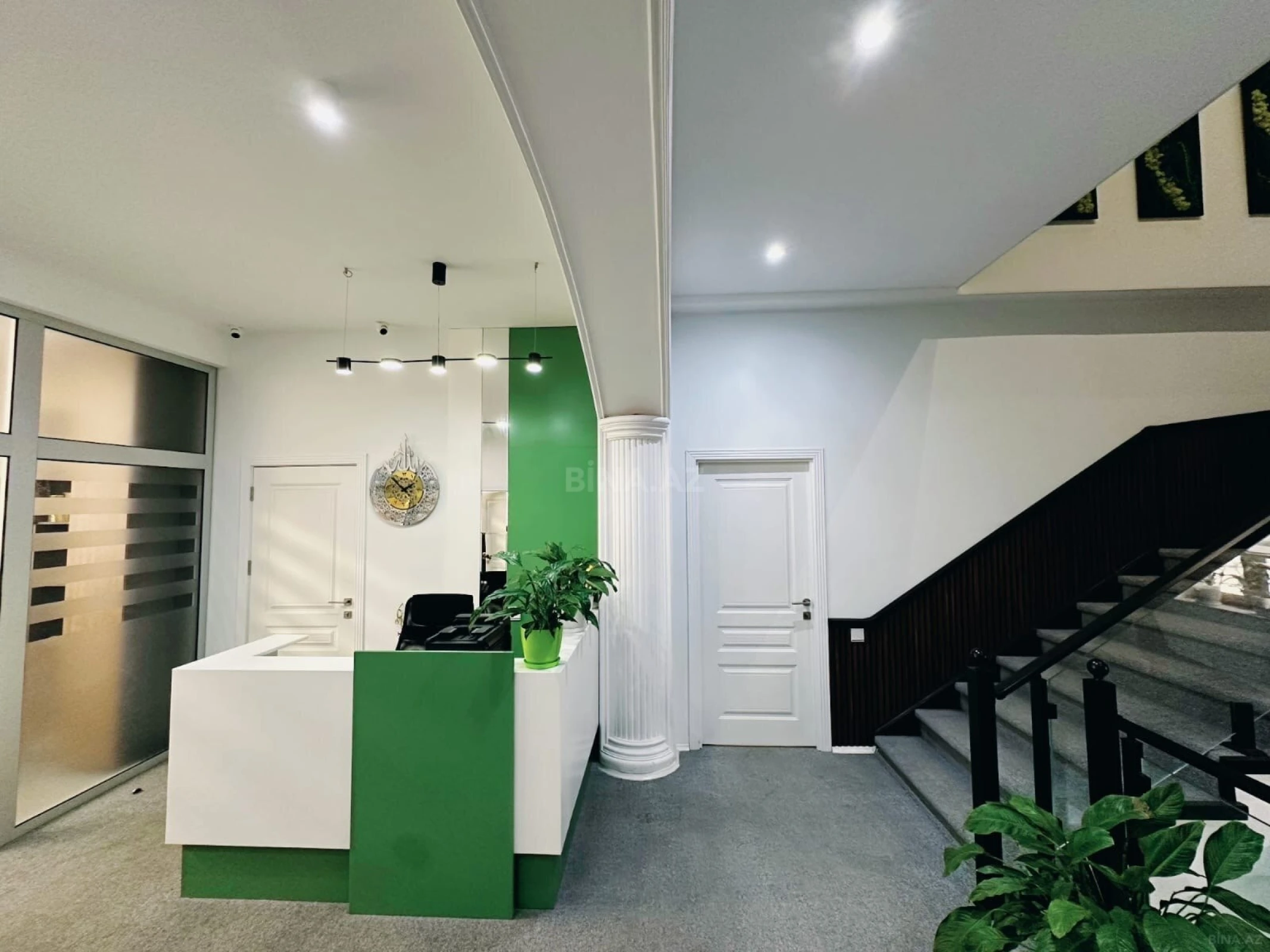 Kirayə verilir 20 otaqlı ofis 1000 m²