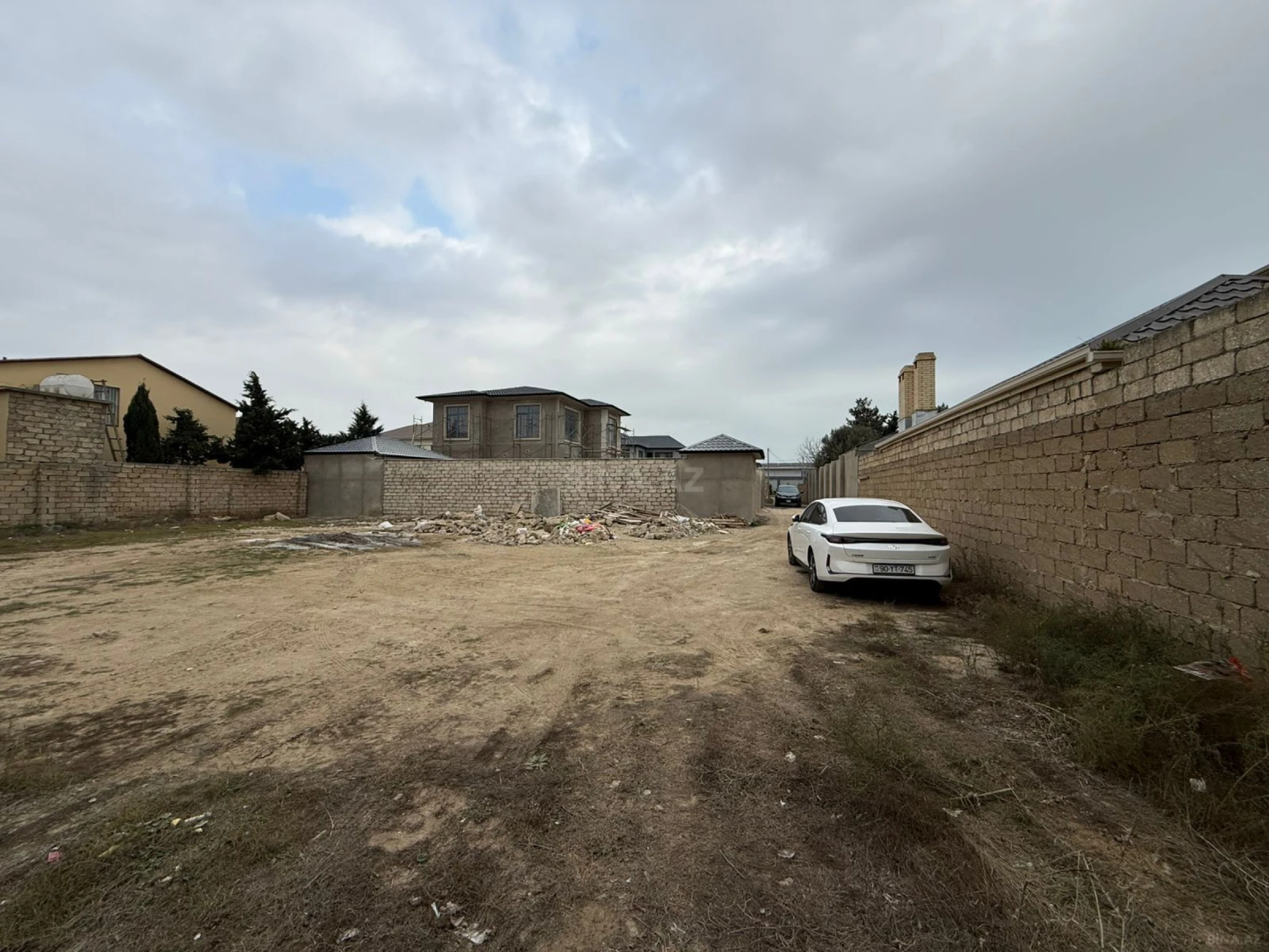 Satılır torpaq sahəsi 8 m²