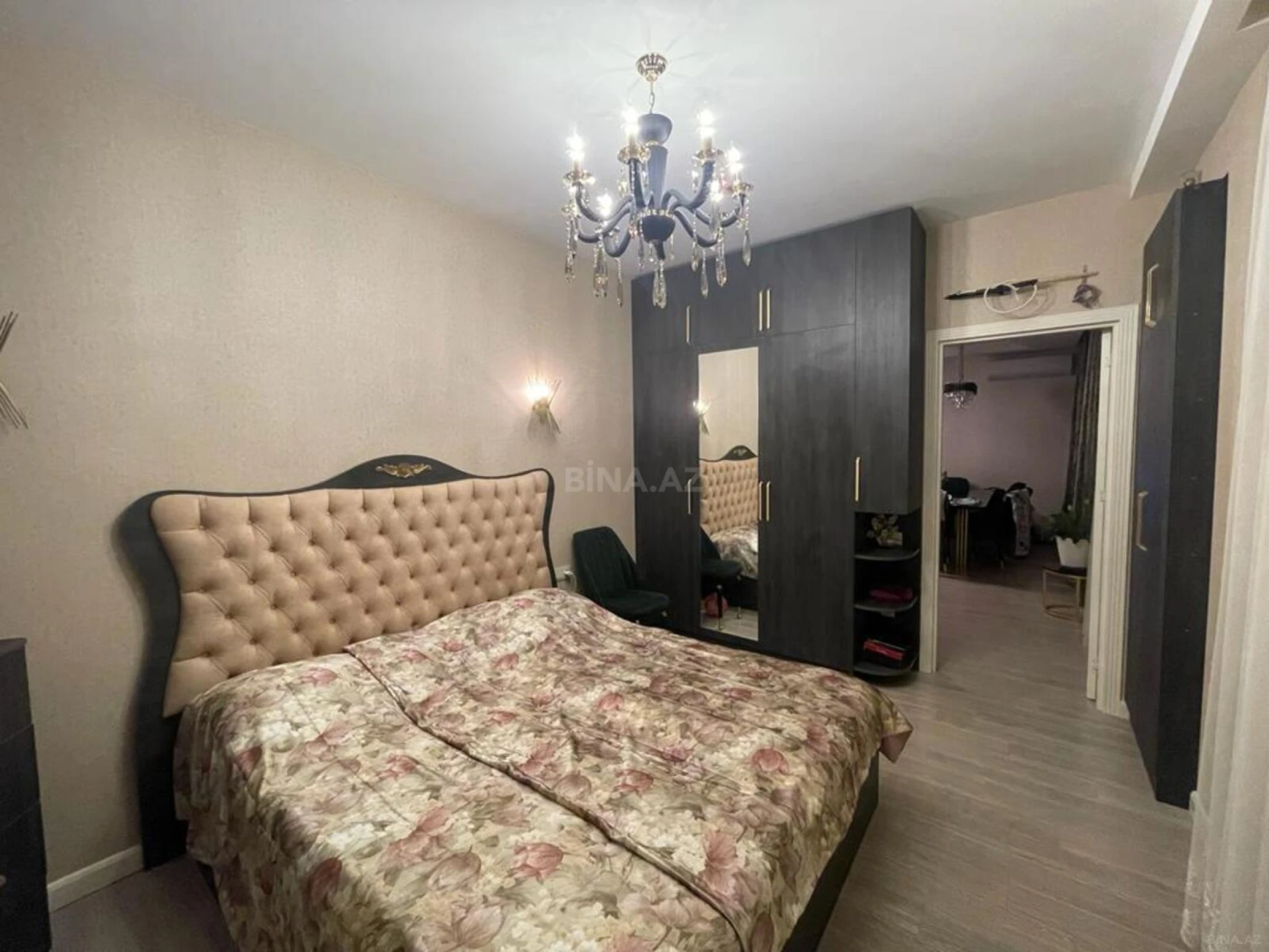 Kirayə verilir 3 otaqlı mənzil 148 m²