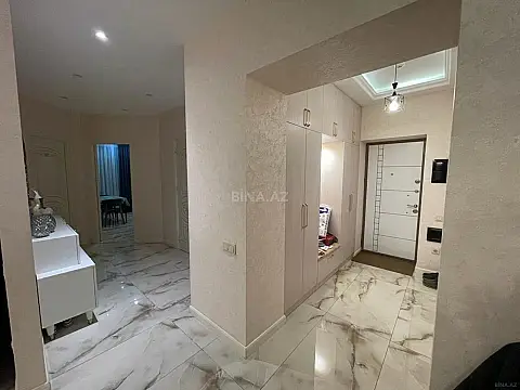 Kirayə verilir 3 otaqlı mənzil 148 m²