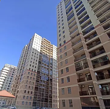 Satılır 4 otaqlı mənzil 155 m² — Bakı 4 otaq 155.00 m²