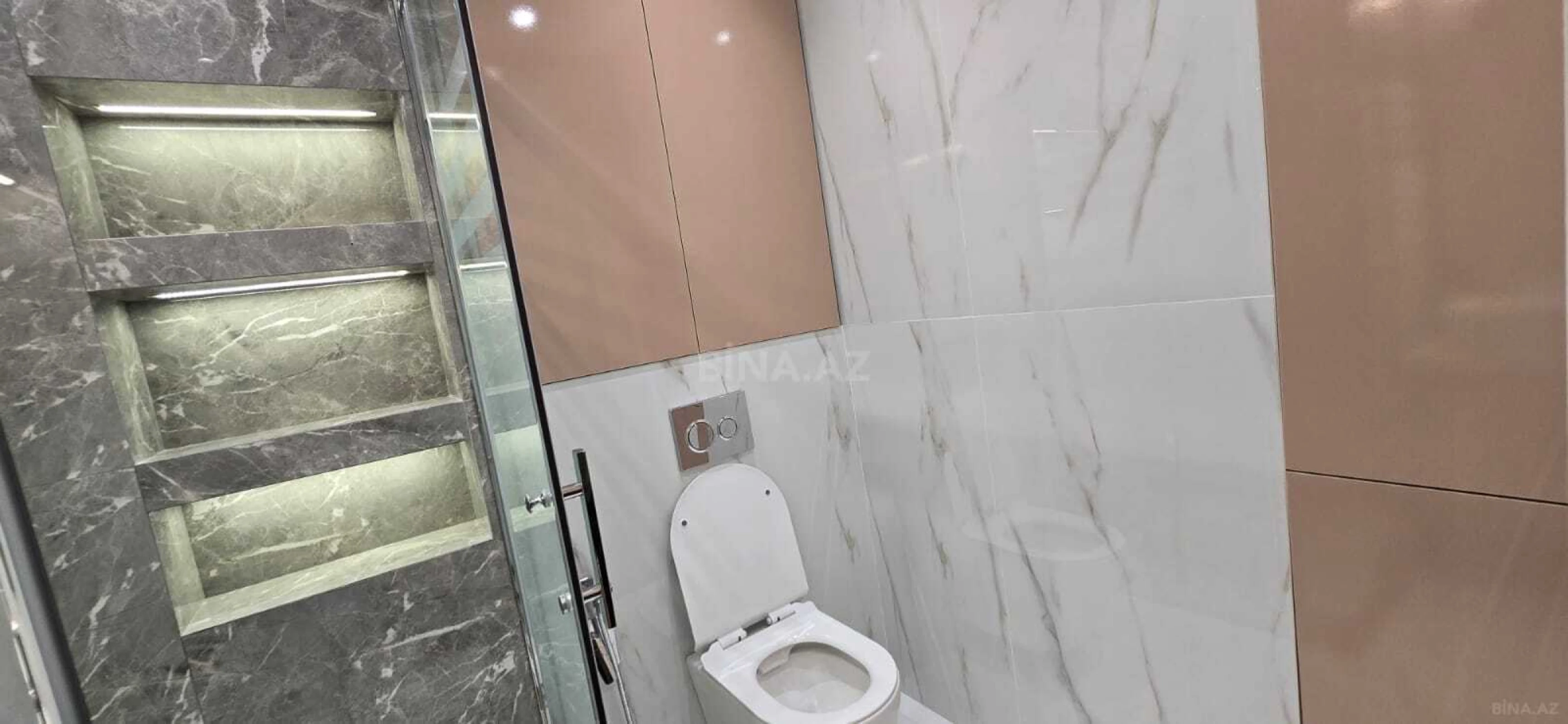 Satılır 4 otaqlı mənzil 155 m²