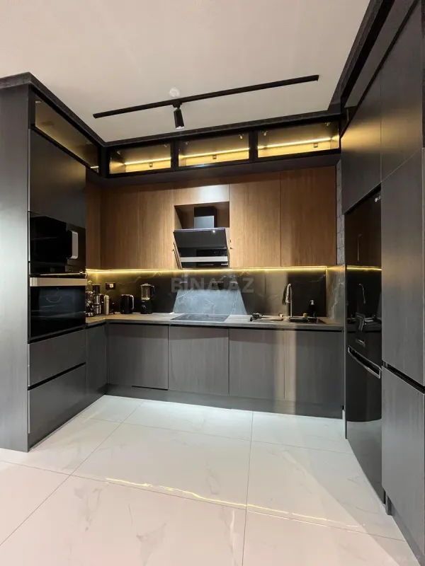 Satılır 3 otaqlı mənzil 95.5 m²