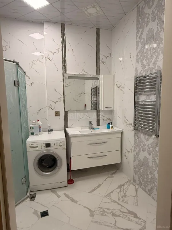 Kirayə verilir 3 otaqlı mənzil 135 m²