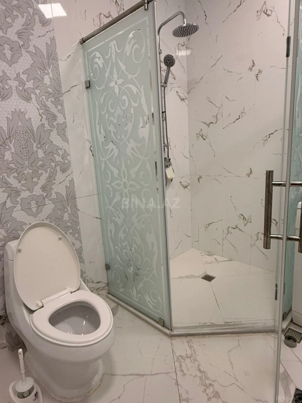 Kirayə verilir 3 otaqlı mənzil 135 m²