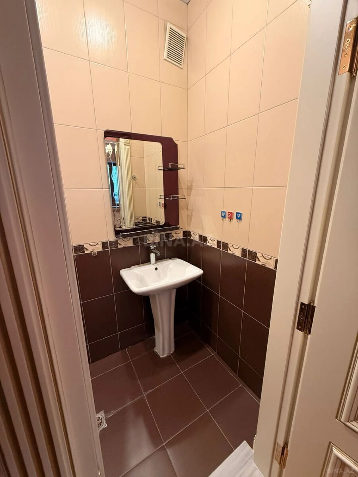 Kirayə verilir 3 otaqlı mənzil 135 m²